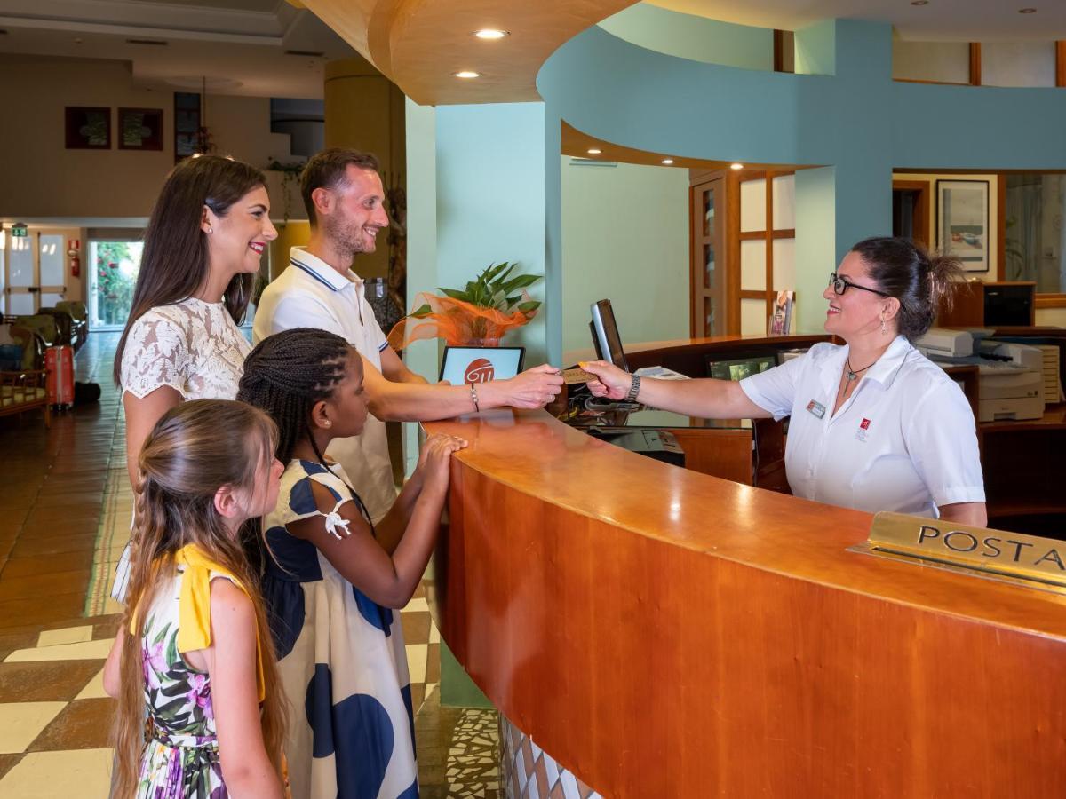 Hotel Olimpo Le Terrazze Летоянні Екстер'єр фото