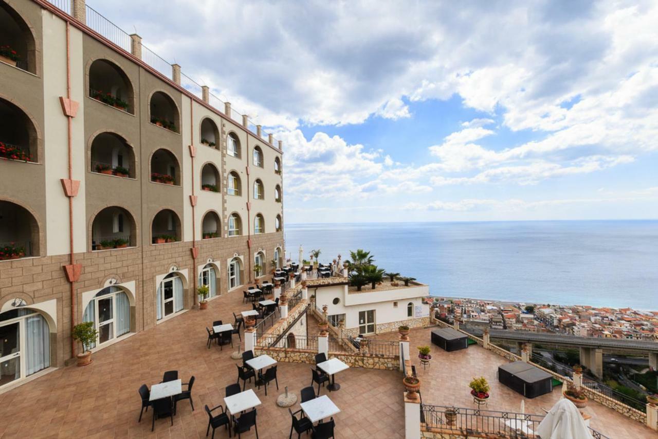 Hotel Olimpo Le Terrazze Летоянні Екстер'єр фото